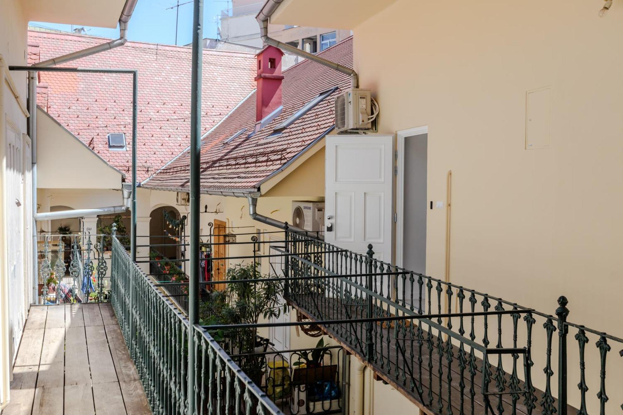 Apartment Nikola 4* Zagreb Buitenkant foto